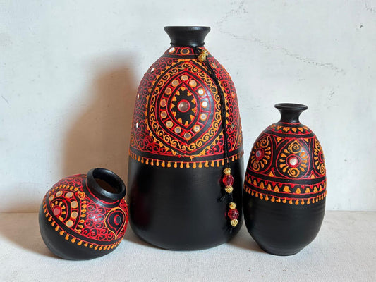 Vibrant Tribal Art Terracotta Vases (Set of 3)