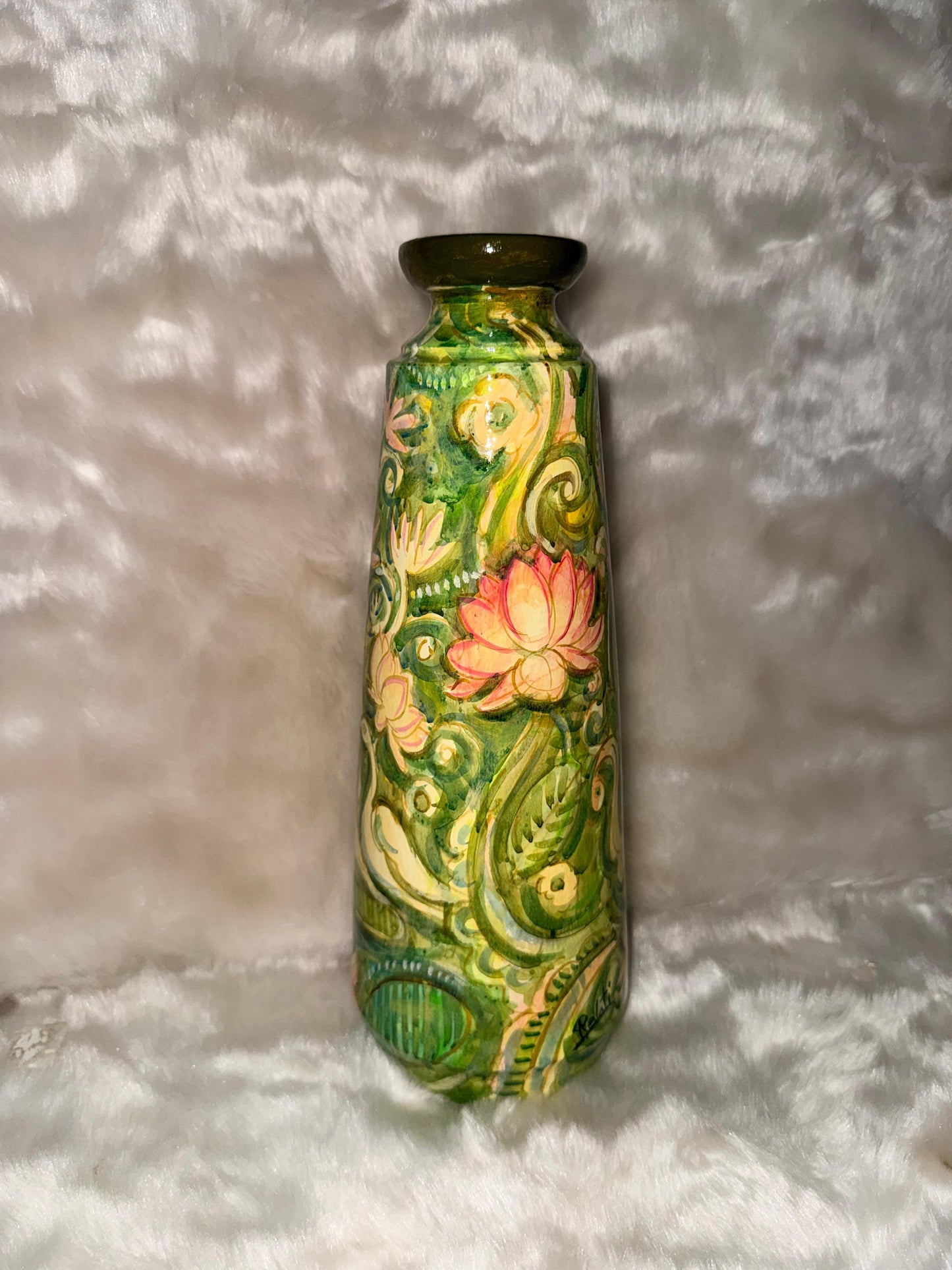 Lush Green Floral Decorative Vase